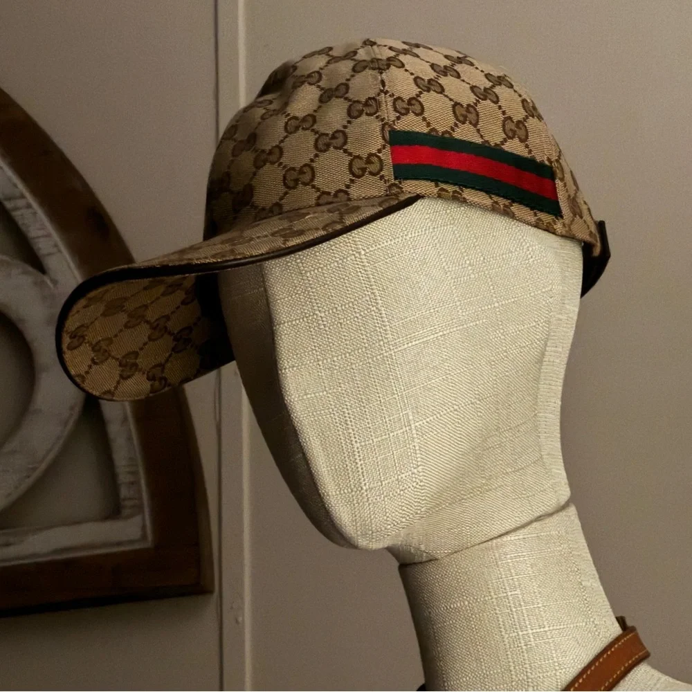 GUCCI Original GG Supreme Sherry Line Canvas Baseball Cap Beige. Authent… - Picture 4 of 12